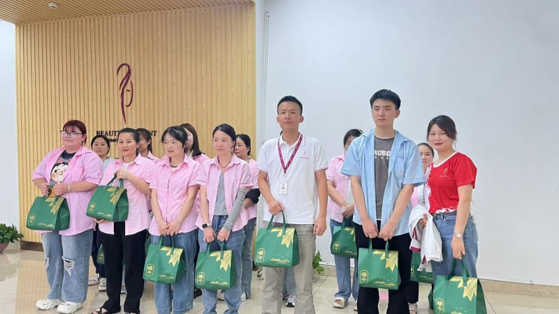 HuNan Province Yaurient Cosmetic Accessories Technology Company LTD