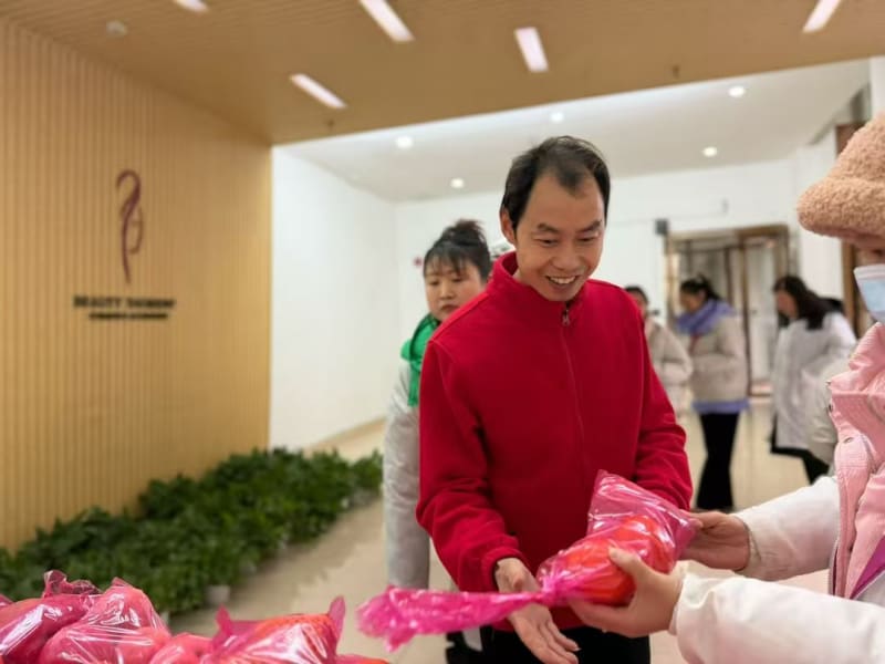 HuNan Province Yaurient Cosmetic Accessories Technology Company LTD